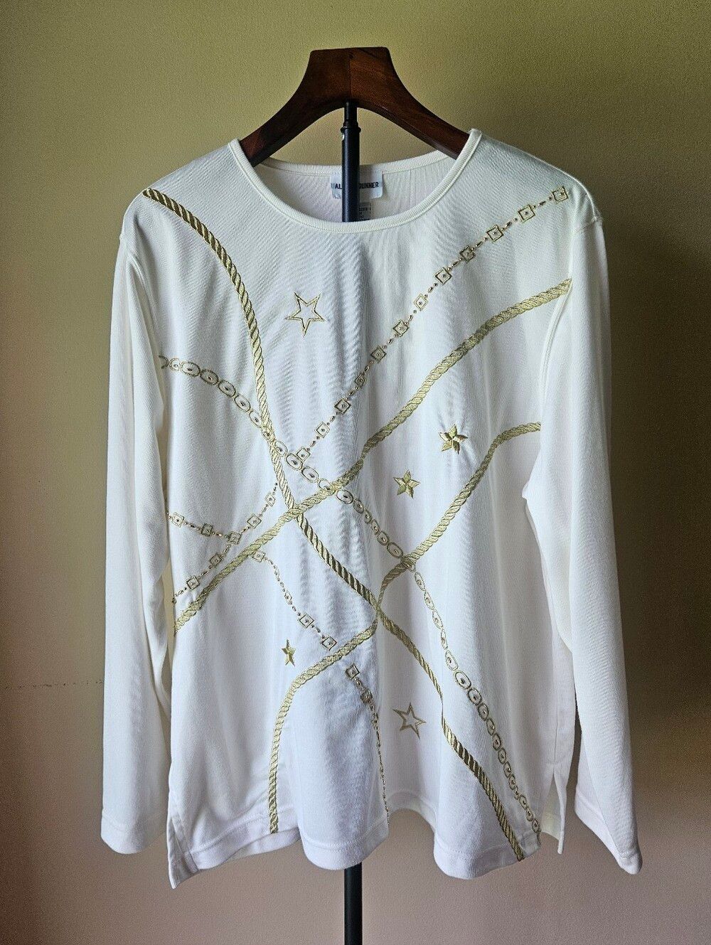 Alfred Dunner Cream Long-Sleeve Top with Gold Chain & Star Motif Size XL